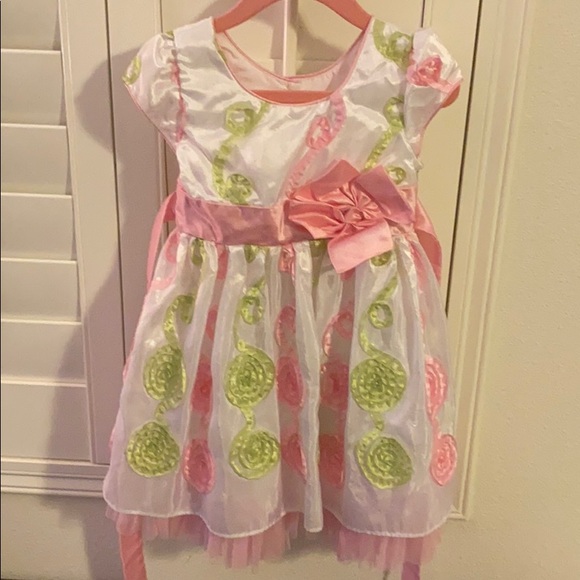 Toddler girls pink and white flower tutu dress - Picture 4 of 4